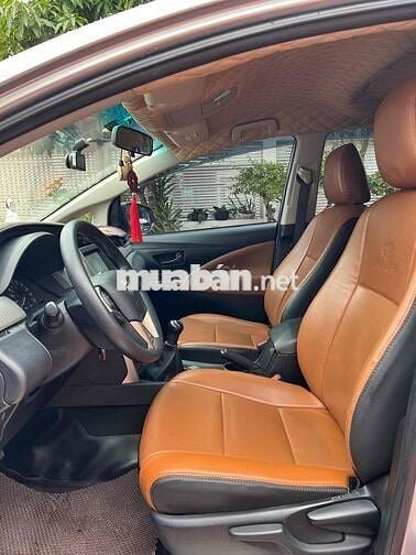 Toyota Innova 2019 2.0E - 88000 km