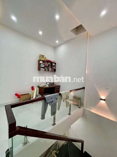 GẦN BV NHI ĐỒNG -  ĐẠI HỌC FPT