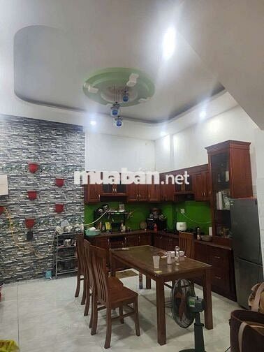 NHÀ TRỆT 3 LẦU 5PN HẺM XE HƠI GẦN UBND HIỆP BÌNH