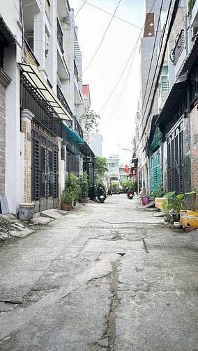 Bán nhà SHC 1 lầu 1/ngắn đường Thới An 13 P.Thới An Quận 12