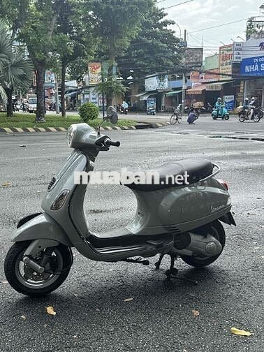 BÁN XE VESPA LX 3ie 2013 150cc, XE MỚI ĐẸP CHẠY ÊM