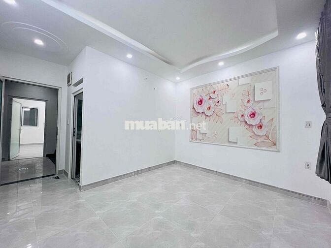 NHÀ TÂN CỔ ĐIỂN MỚI KHU ĐỒNG BỘ NHÀ LẦU HXH 6M