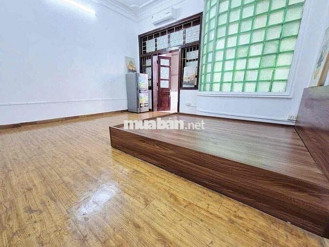 CCMN PHỐ TRUNG LIỆT. THANG BỘ . BAN CÔNG . FULL ĐỒ. GIÁ 6T2