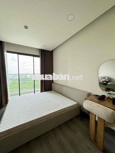 CHUNG CƯ 3 PN ĐẦY ĐỦ TIỆN ÍT NỘI THẤT SANG TRỌNG NGAY CHUNG TÂM