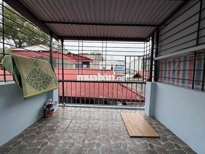 BÁN NHÀ PHỐ VĂN MIẾU - ĐỐNG ĐA 30m x 5 tầng - GIÁ : 5.7tỷ .