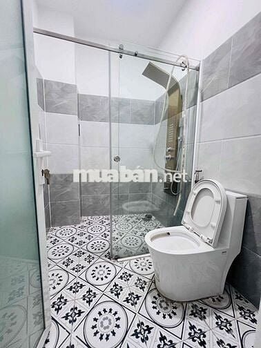 NHÀ TÂN CỔ ĐIỂN MỚI KHU ĐỒNG BỘ NHÀ LẦU HXH 6M
