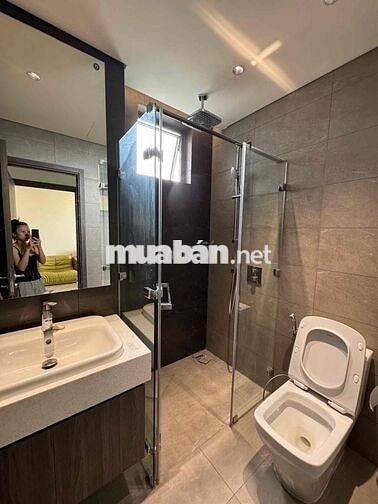 CHUNG CƯ 3 PN ĐẦY ĐỦ TIỆN ÍT NỘI THẤT SANG TRỌNG NGAY CHUNG TÂM
