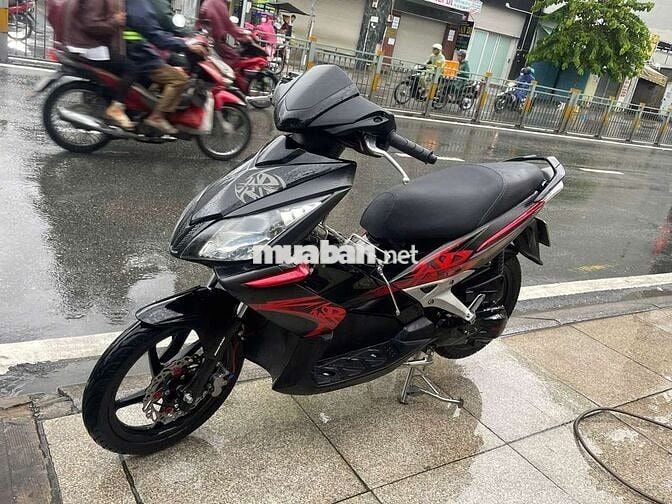 Air blade FI full Thái 2010 mới 90% Bstp chính chủ