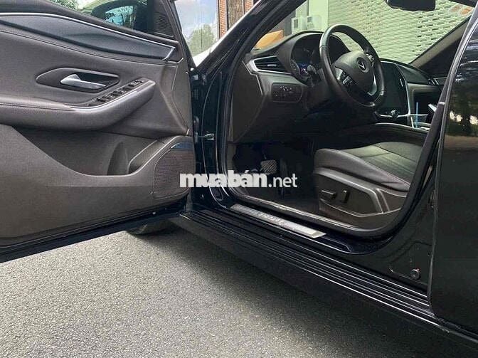 VinFast Lux A2.0 2021 - 68000 km