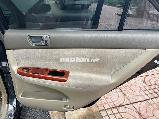 Toyota Camry 2002 2.4G - 330000 km