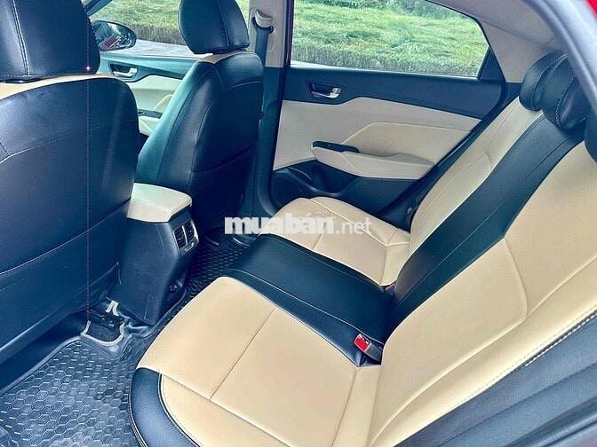 Hyundai Accent 2021 1.4 MT Tiêu chuẩn - 90000 km