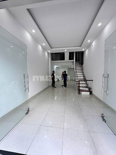 Chính chủ cho thuê nhà liền kề 5 Tầng mới tại: Hoàng Quốc Việt-Cầu Gấy