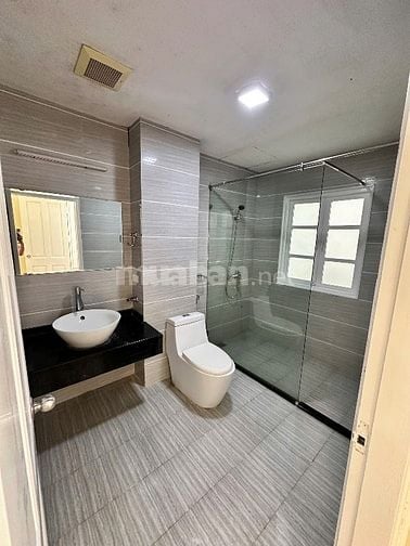 Chính chủ cho thuê nhà liền kề 5 Tầng mới tại: Hoàng Quốc Việt-Cầu Gấy