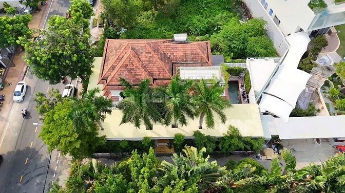Bán căn góc 197 Nguyễn Văn Hưởng, Thảo Điền Quận 2 - DT 522m2- 210 tỷ