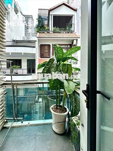 CĂN HỘ NGAY Q3 _ BANCOL_CỬA SỔ TRỜI THOÁNG MÁT_FULL NỘI THẤT_THANG MÁY
