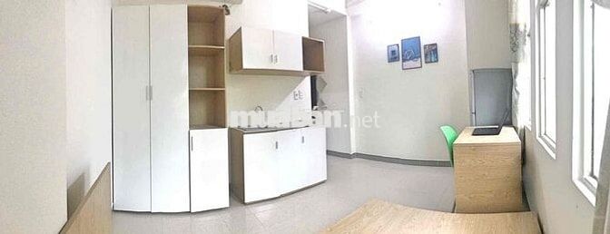 4.2tr. Cửa sổ. Full nội thất. Hầm xe. Thang máy.