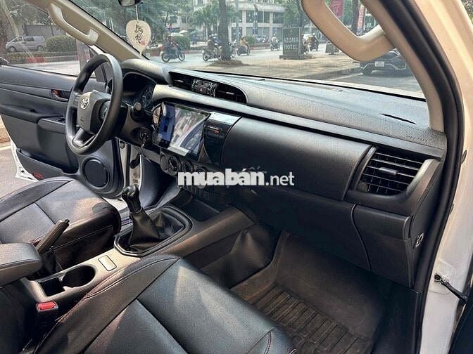 Toyota Hilux 2020 2.4L 4x2 MT - 96836 km