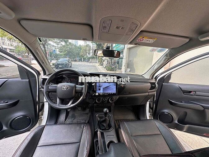 Toyota Hilux 2020 2.4L 4x2 MT - 96836 km