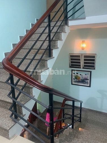NHÀ HẺM XE HƠI ĐƯỜNG HOÀNG HOA THÁM QUẬN PHÚ NHUẬN