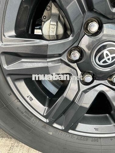 Toyota Hilux 2020 2.4L 4x2 MT - 96836 km