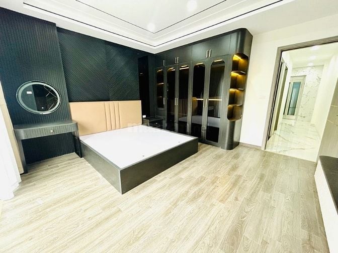Bán nhà Ngũ Hiệp TT - nhà xây mới 5t , ngõ rộng 4m , t1 gara và kd