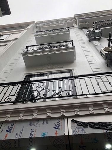 Bán nhà Ngũ Hiệp TT - nhà xây mới 5t , ngõ rộng 4m , t1 gara và kd