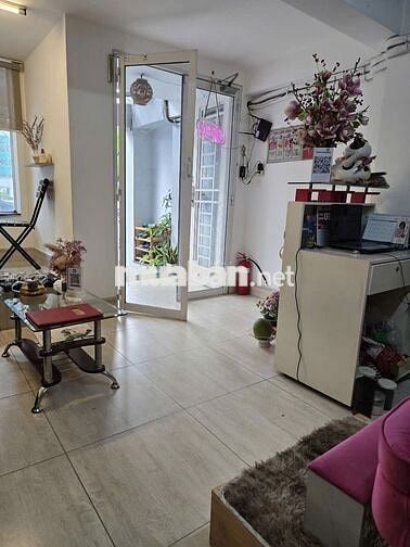 Cho thuê mặt bằng Tầng Trệt đường Phú Mỹ Bình Thạnh chỉ 9tr/tháng