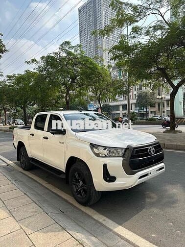Toyota Hilux 2020 2.4L 4x2 MT - 96836 km