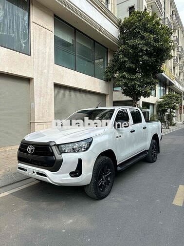 Toyota Hilux 2020 2.4L 4x2 MT - 96836 km