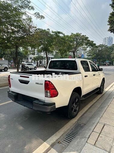 Toyota Hilux 2020 2.4L 4x2 MT - 96836 km