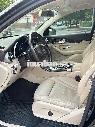 Mercedes Benz GLC200 sx 2018 màu đen