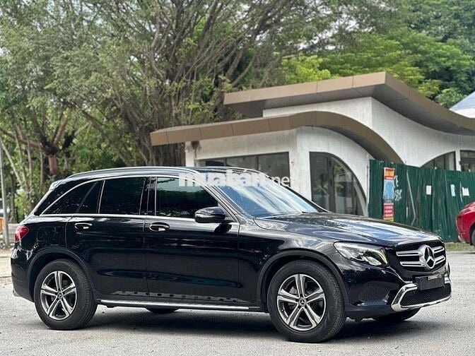 Mercedes Benz GLC200 sx 2018 màu đen