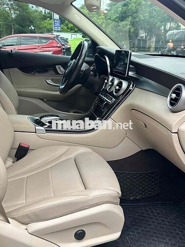Mercedes Benz GLC200 sx 2018 màu đen