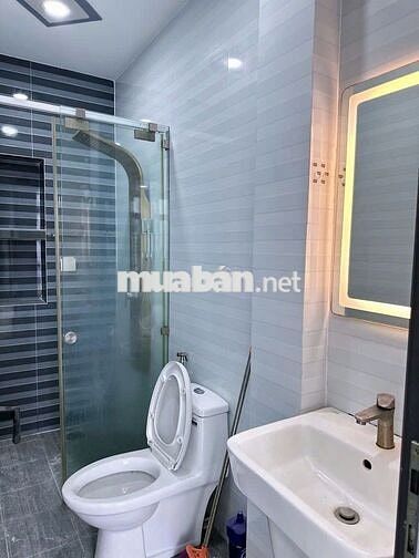 🏠 Cho Thuê Nhà MT Nguyễn Hồng Đào, P14_ 4,5x20m_ Trệt 3 Lầu, Nhà Mới