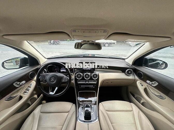 Mercedes Benz GLC200 sx 2018 màu đen