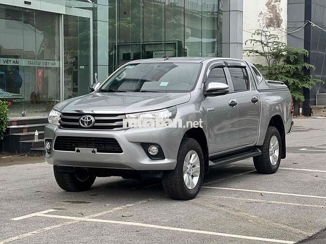 Toyota Hilux 2019 2.4E 4x2 MT - 180000 km