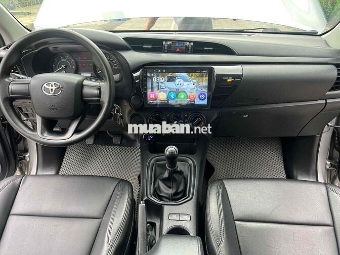 Toyota Hilux 2019 2.4E 4x2 MT - 180000 km