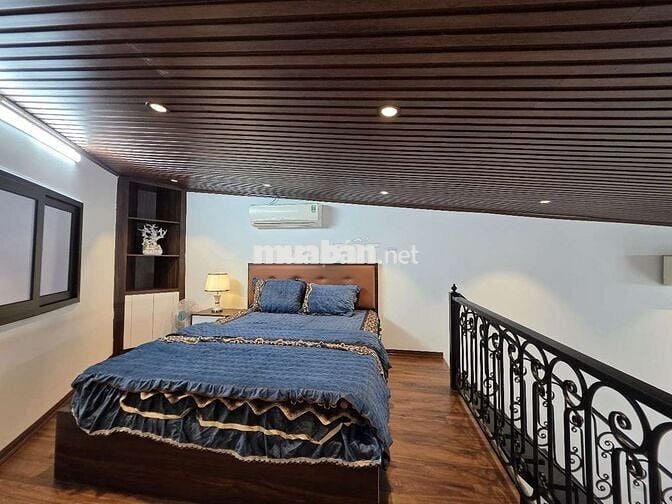 Cho thuê căn hộ 1 ngủ gác mái . Ngõ 445/17 Lạc Long Quân .Tây Hồ