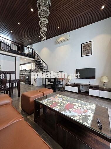 Cho thuê căn hộ 1 ngủ gác mái . Ngõ 445/17 Lạc Long Quân .Tây Hồ
