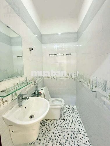 Nhà mới TL 2pn 2 máy lạnh Hẻm 9 Phạm ngọc Hưng