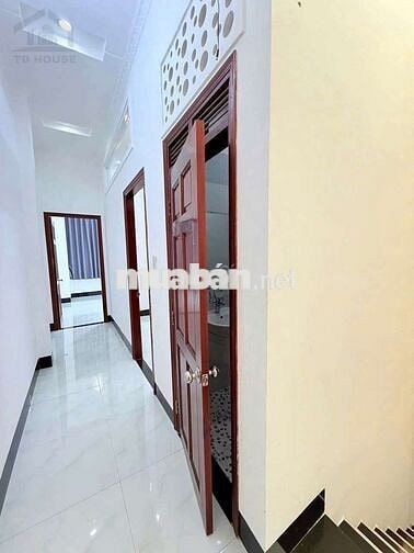 Nhà mới TL 2pn 2 máy lạnh Hẻm 9 Phạm ngọc Hưng