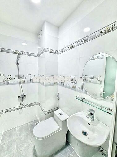 Căn hộ gác tầng full nội thất mới ngay Đặng Thùy Trâm Bình Thạnh