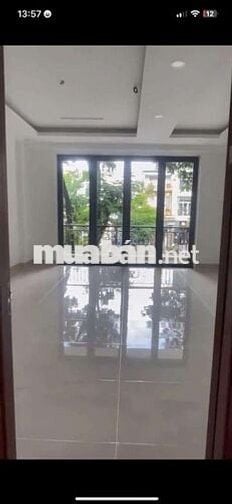 Cho thuê nguyên căn toà nhà VP, Mặt Tiền Đường Đặng Thùy Trâm, p13, BT