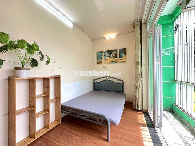 Phòng Lầu 1 đường Lê Quang Định, Gò Vấp, 2 phòng ngủ 1 pvs