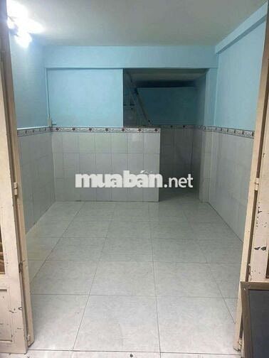 Cho thuê nhà nguyên căn đường huỳnh tấn phát , gần chợ
