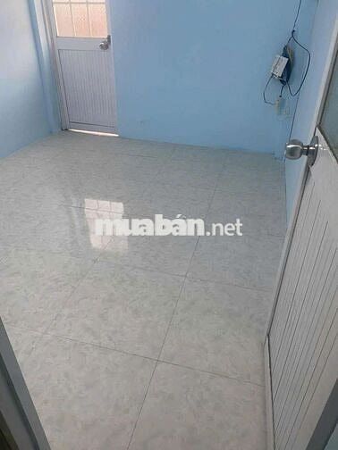 Cho thuê nhà nguyên căn đường huỳnh tấn phát , gần chợ