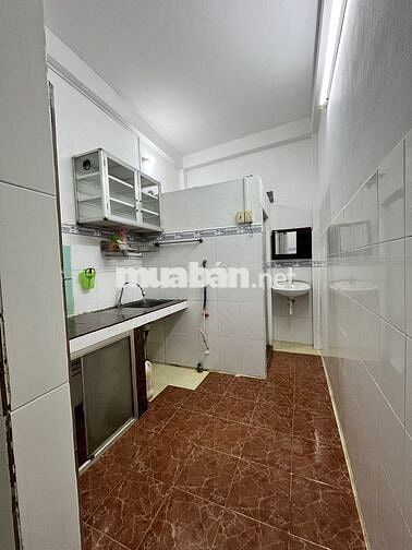 Nhà ở nguyên căn 1 trệt 1 lầu - gần Chợ , Trường học , 40m2