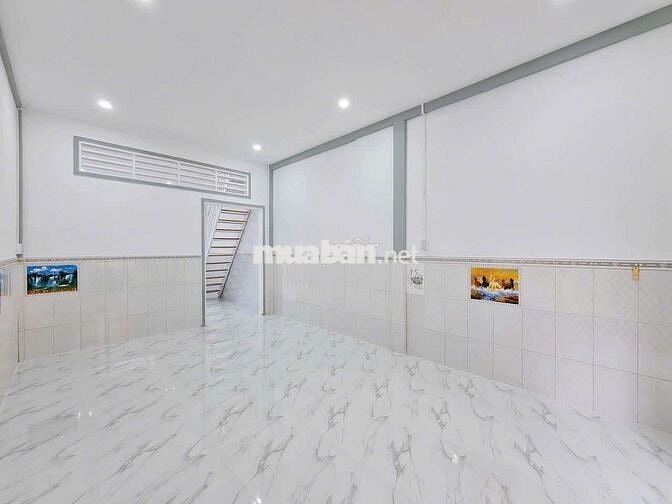 Cho thuê nhà trệt lầu hẻm 4 CMT8