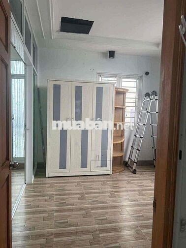 Cho thuê nhà Phú Nhuận 4 PN nguyên căn