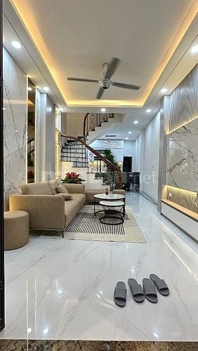 Nhà Ngõ Hoà Bình 7 Minh Khai, Bạch Mai. MB42*4T mới, Full nội thất 